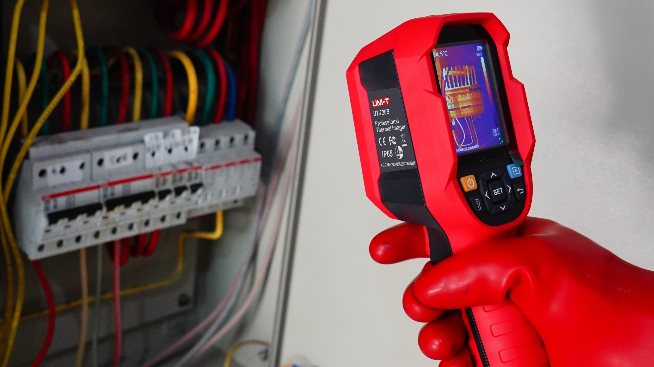 UTi720b-Application 5