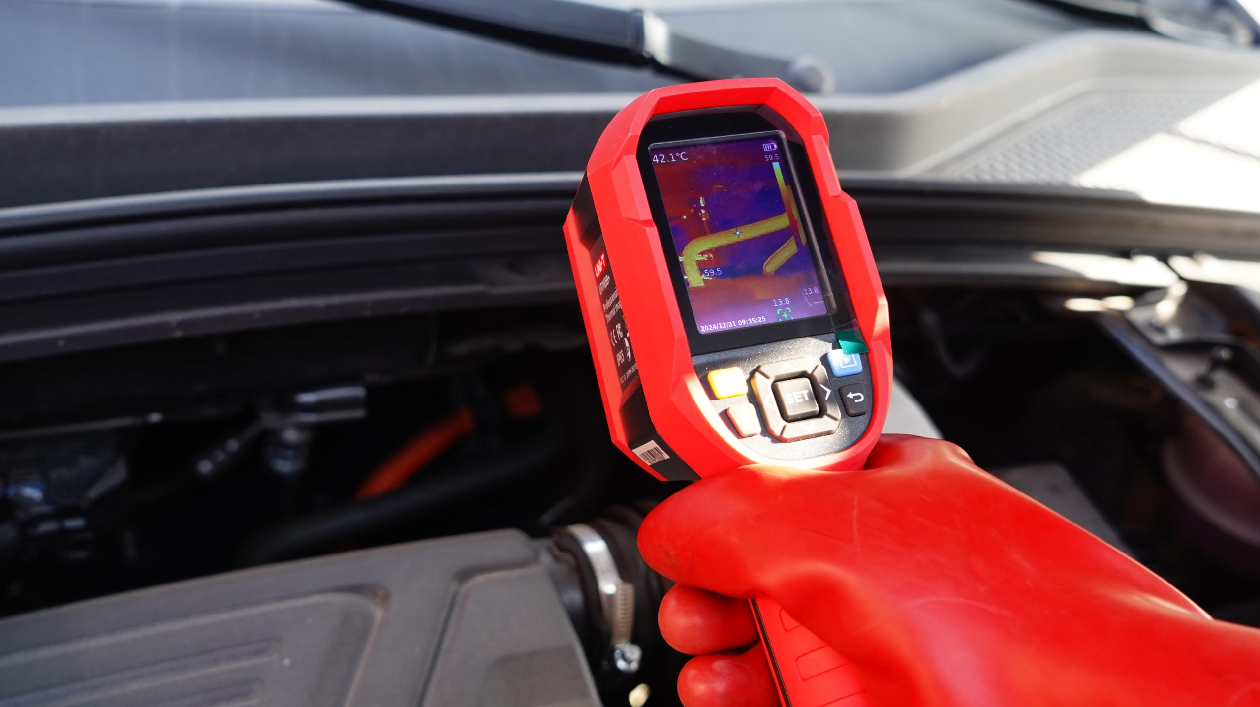 UTi716B 17 UTi716B-Application 4